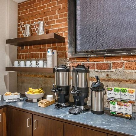 Hyatt House Sacramento-Midtown 호텔 외부 사진