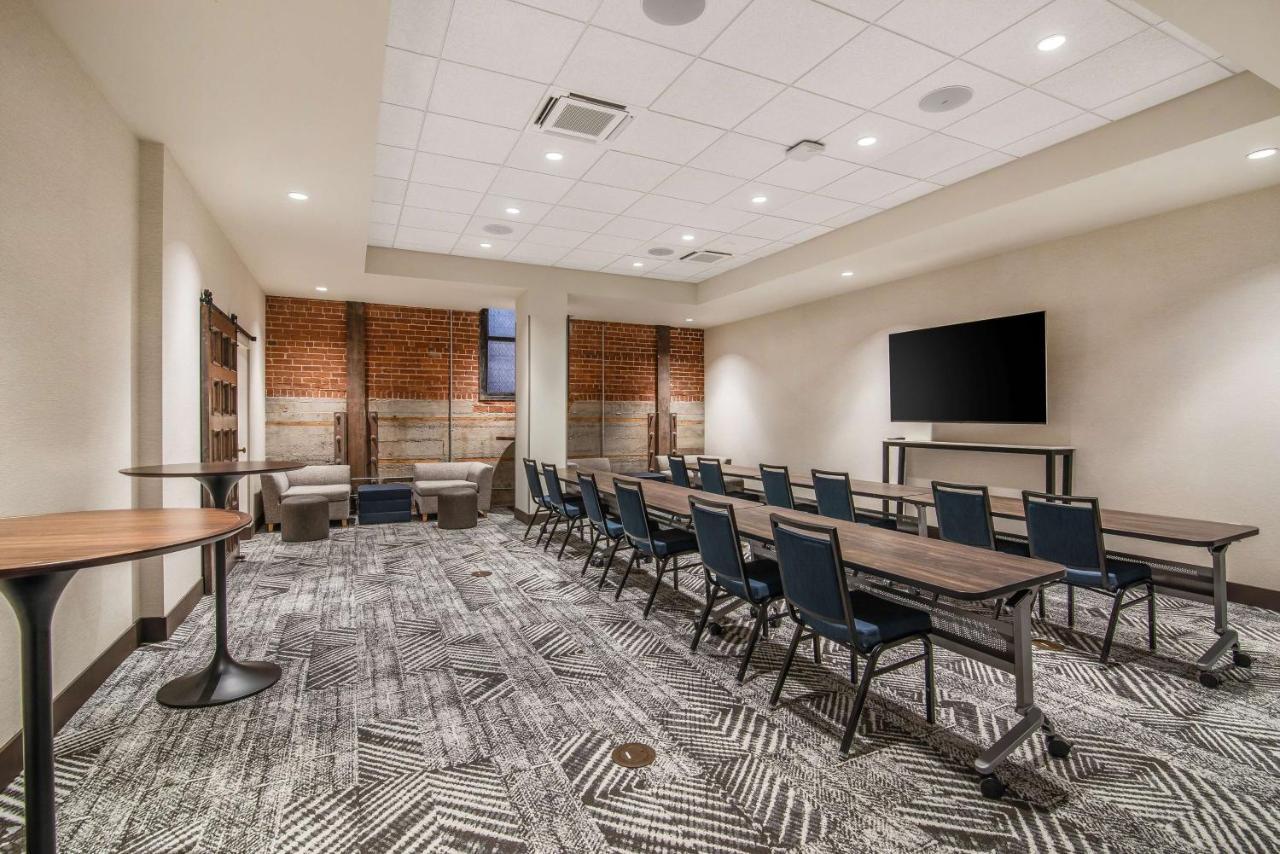 Hyatt House Sacramento-Midtown 호텔 외부 사진
